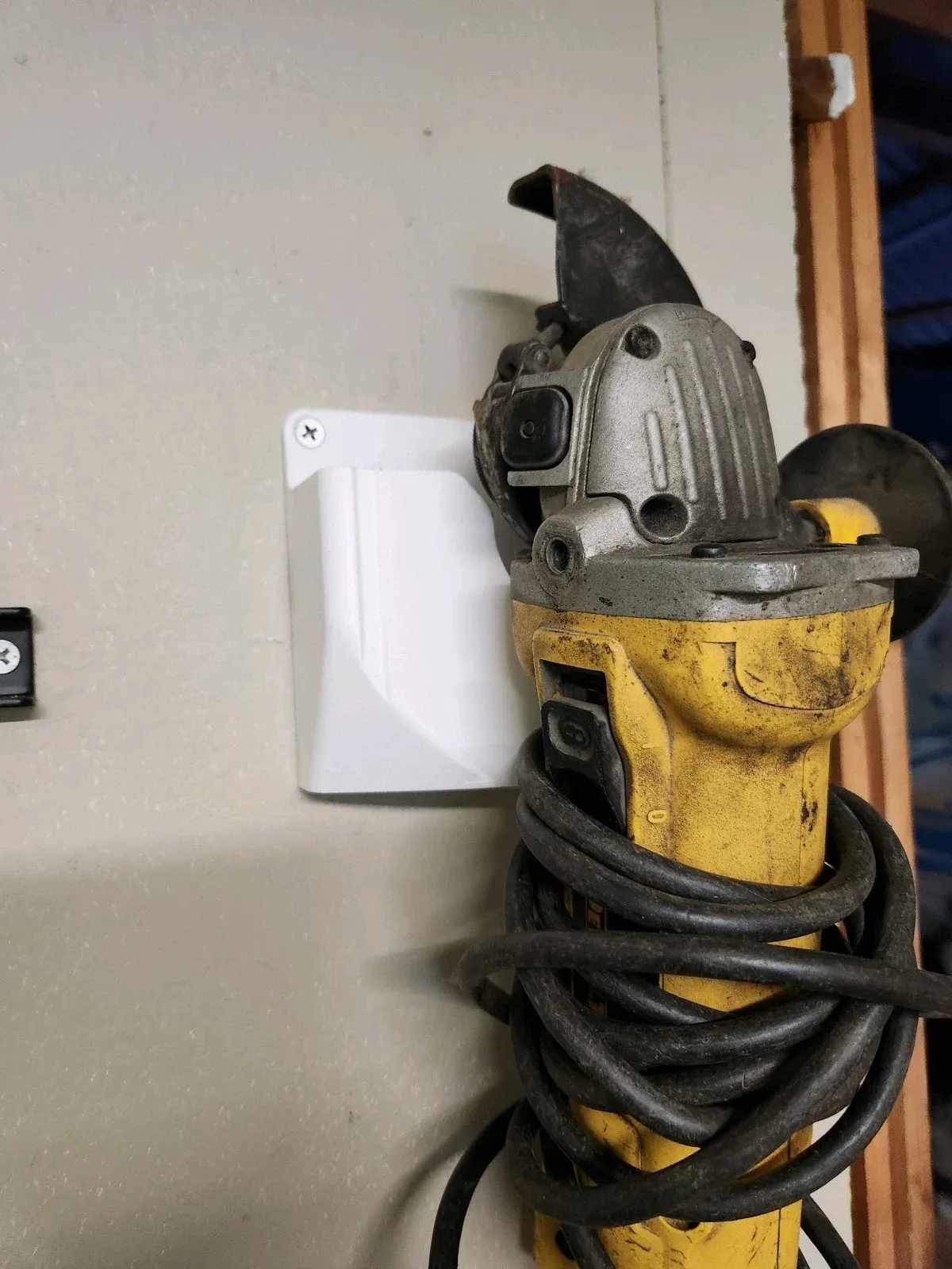 DeWalt Angle Grinder Wall Mounted Holder, Workshop Tidy