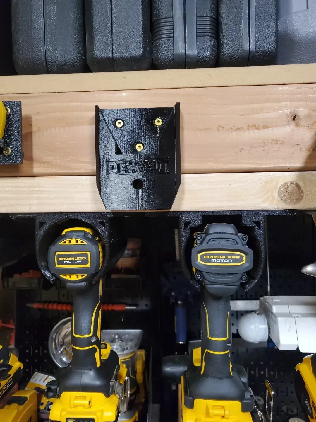 DeWalt Jigsaw Wall Mounted Holder DCS334
